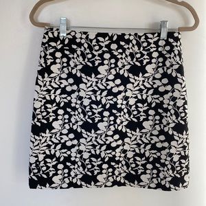Ann Taylor Loft lined skirt